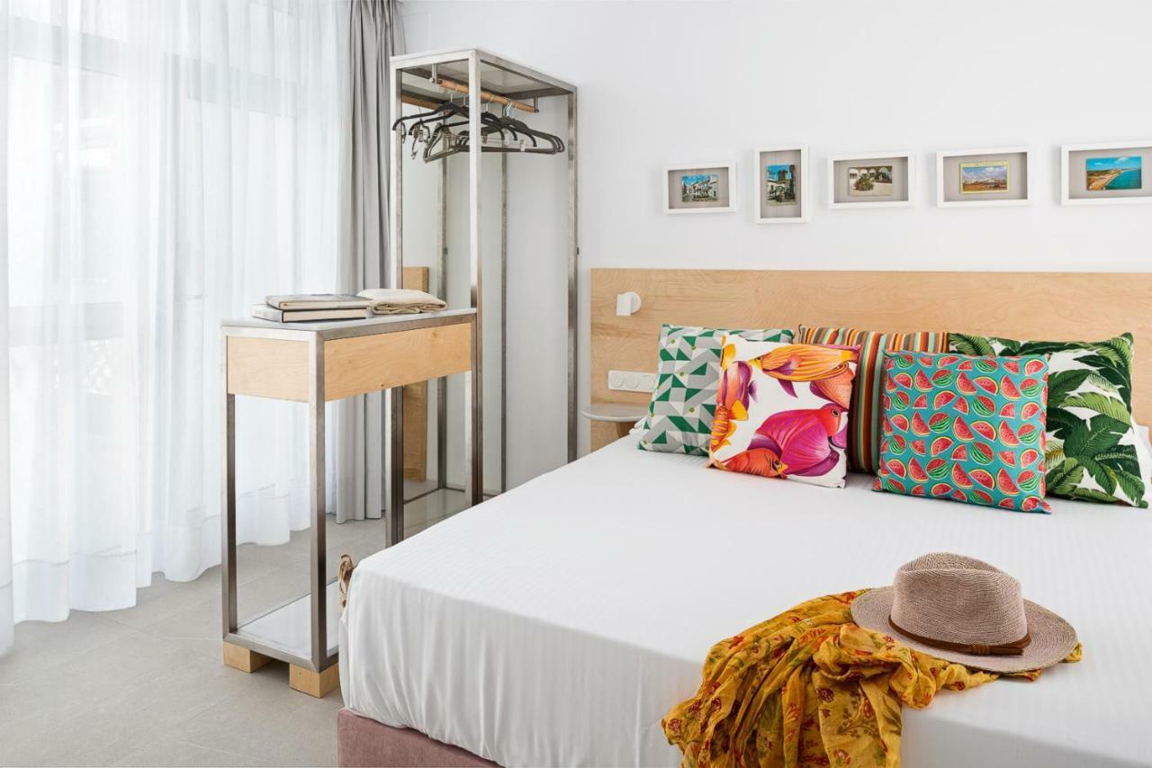 Apartamentos y estudios céntricos Conil Home Suite Conil De La Frontera Extérieur photo