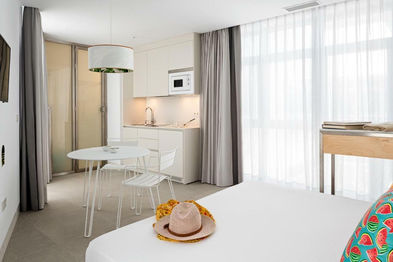 Apartamentos y estudios céntricos Conil Home Suite Conil De La Frontera Extérieur photo