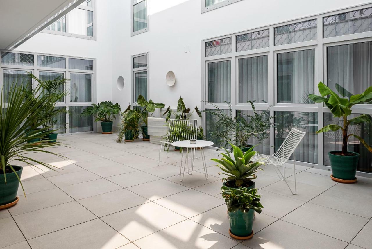 Apartamentos y estudios céntricos Conil Home Suite Conil De La Frontera Extérieur photo