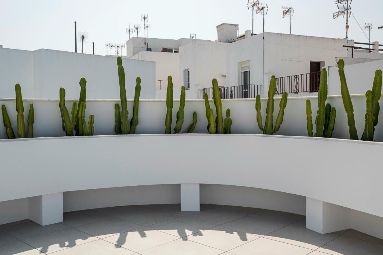 Apartamentos y estudios céntricos Conil Home Suite Conil De La Frontera Extérieur photo